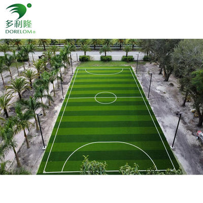 Futbol sahası için yapay yapay çim spor zemini Yüksek yoğunluklu futbol sahası