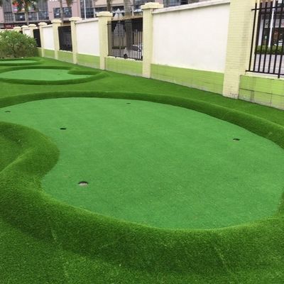 Golf, PP Net SPU Lateks Destek ve Polipropilen ile Yeşil Yapay Çim Koyuyor