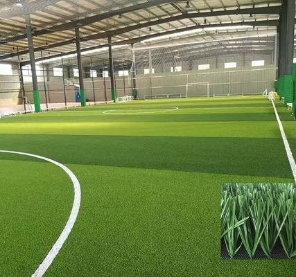 16.5 dikiş oranı Mini Futbol sahası Spor salonu için yapay çim açık hava sporları zemini
