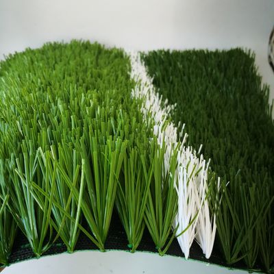 15000 dikiş/SQM yoğunluk Futbol sahaları Futbolcular için tasarlanmış yapay çim çimleri