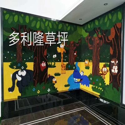 PE PP Destek Yapay Çim Logo Renk Deseni Sentetik Çim Mini Futbol Halısı